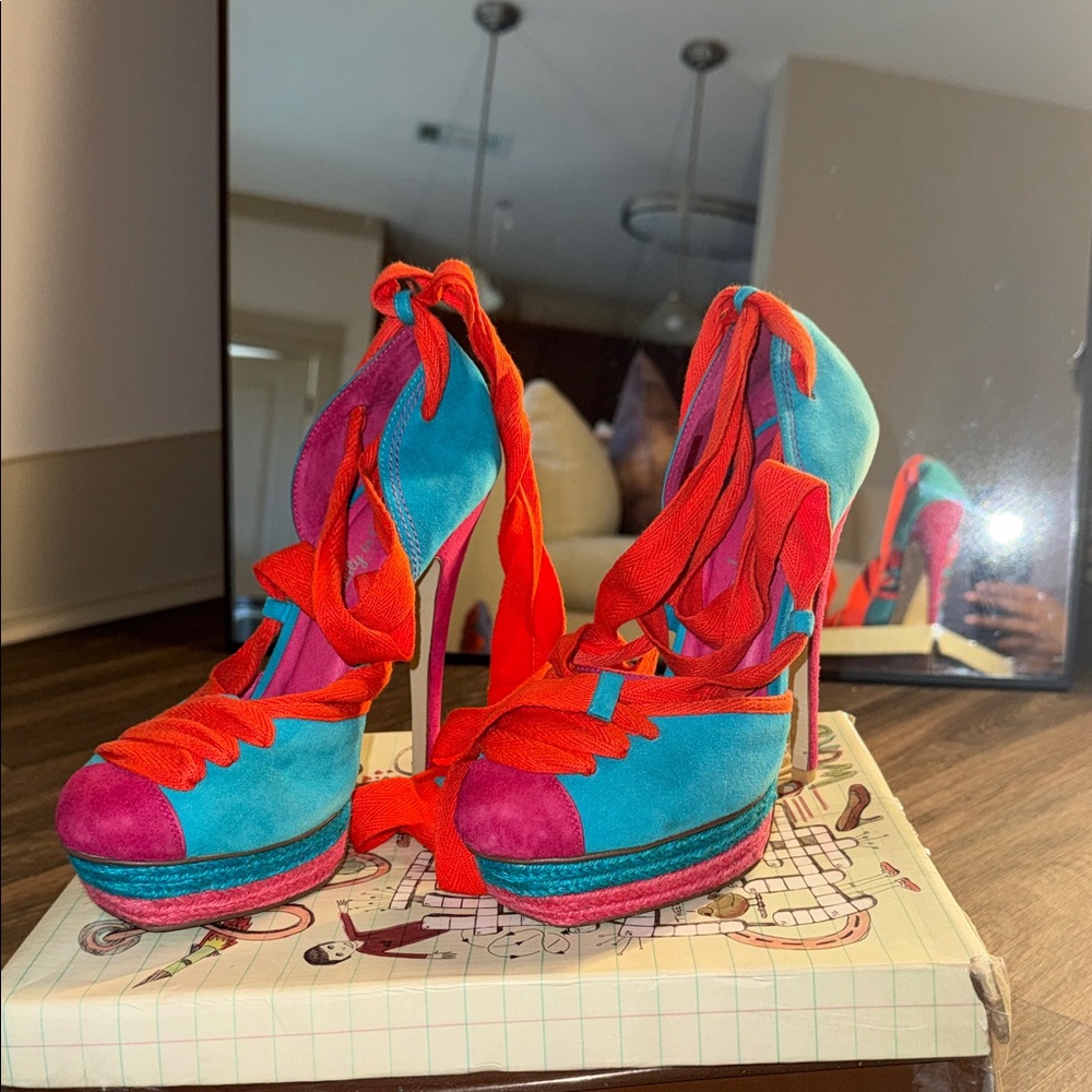 Jeffrey Campbell Munroe heels